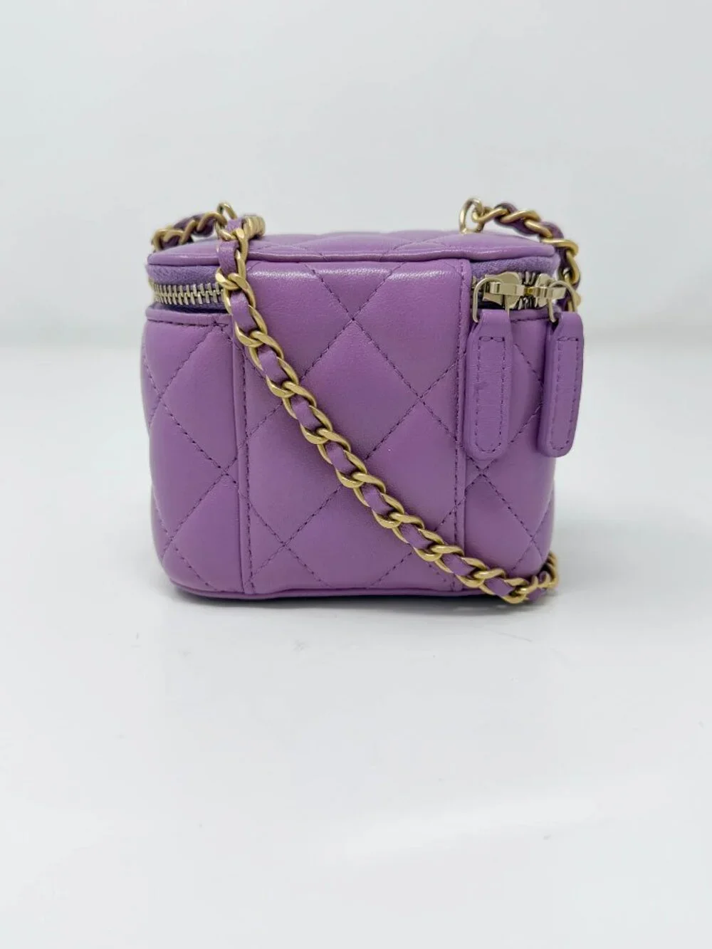 CHANEL this lambskin